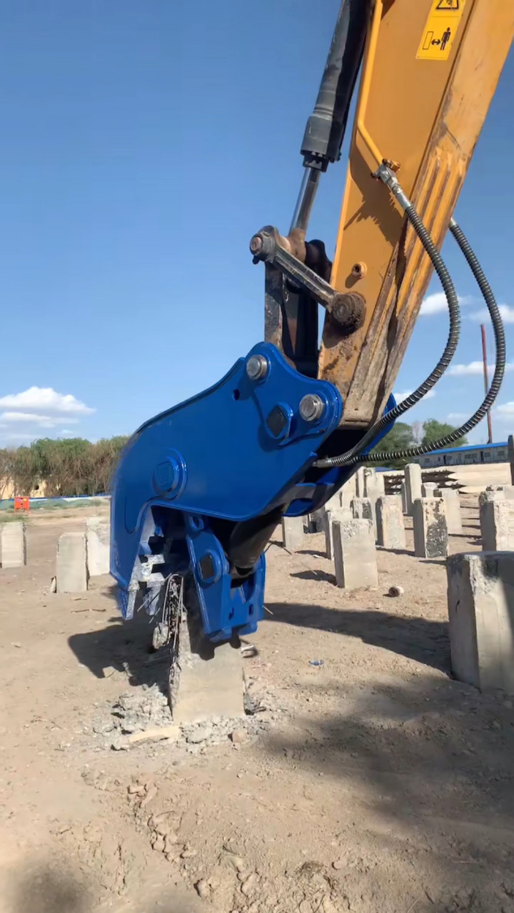 Hydraulic Pulverizer
